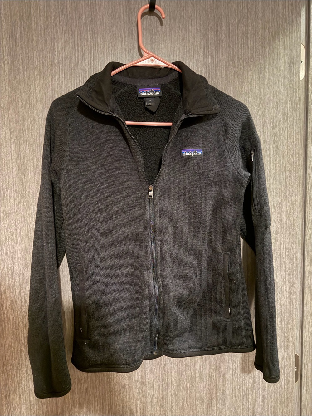 Patagonia Women’s Black Full-Zip Fleece Jacket